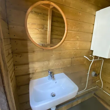 Kemping Les Pichies, Insolite, Tiny House De Julia *
